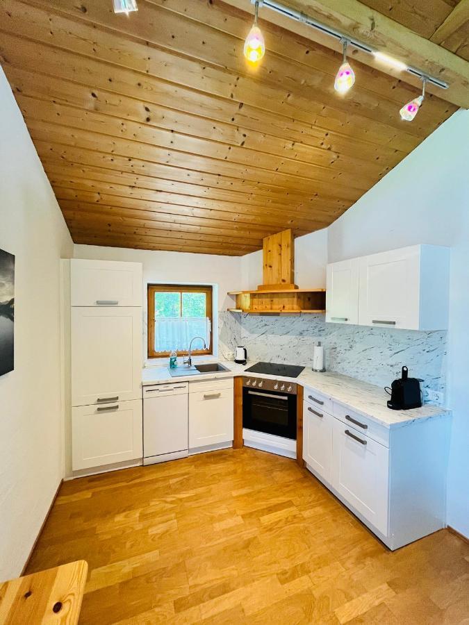 Apartamento Haus Helga Hof bei Salzburg Exterior foto