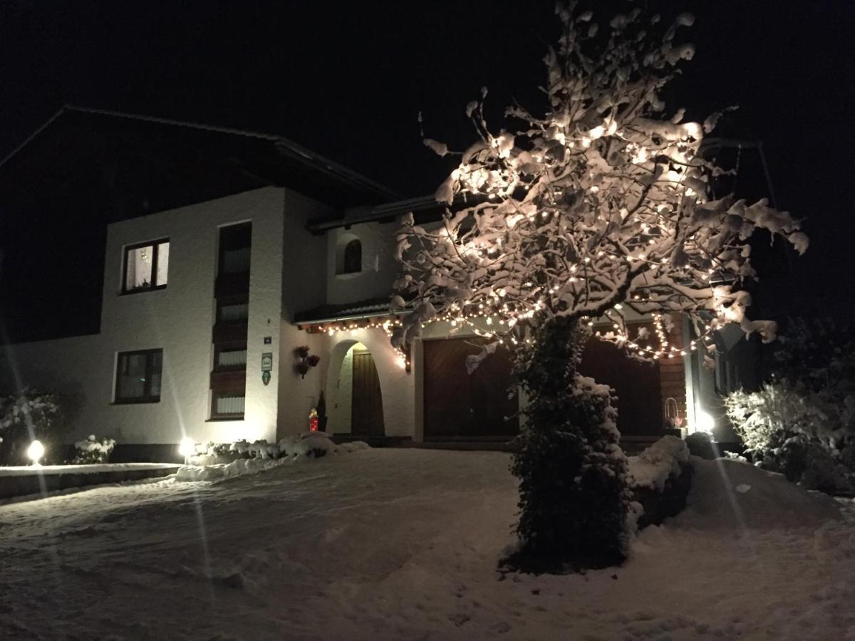 Apartamento Haus Helga Hof bei Salzburg Exterior foto